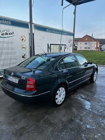 Škoda Superb 1.9 77 kw - 3