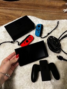 Nintendo Switch - 3