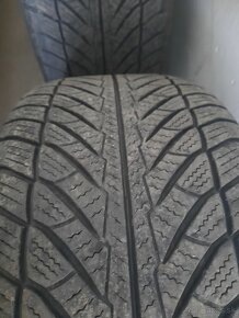 255/50 r19 - 3