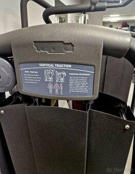 Technogym vertical traction - 3