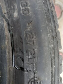 Zimná pneu 235/40 R19 --- BRIDGESTONE - 3