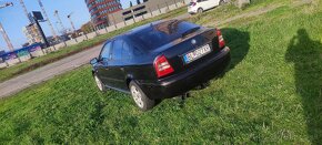 Škoda octavia 1.9 TDI 81 kW Laurin & klement - 3