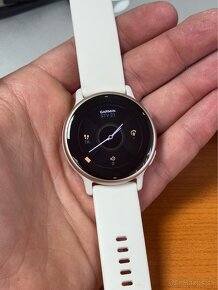 Garmin Vivoactive 5 Gold - výstavný kus - 3