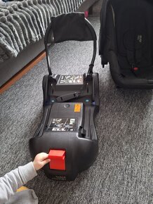 Vajíčko Britax Römer s Isofix základňou - 3