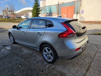 Volvo V40 D2 - 3