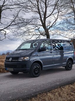 Volkswagen Transporter T6 2016 9 miest - 3