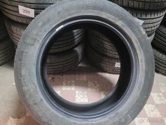 Pneu 235/50 R19 - 3