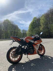 Ktm rc 125 - 3