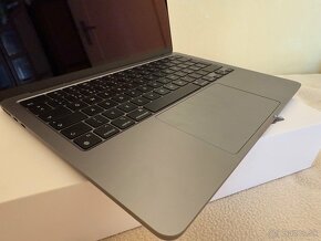 MacBook Air 13 M2 8/256GB ako nový - 3