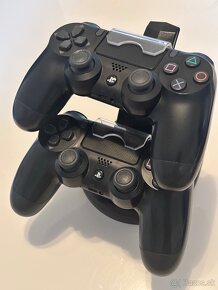 Playstation 4 Pro - 3