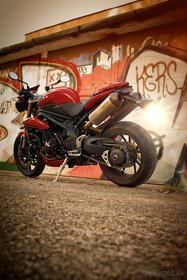 Triumph Speed Triple 1050 - 3