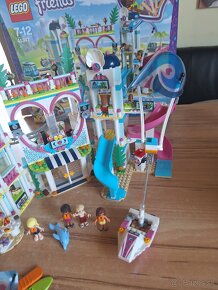 Lego Friends 41347 Heartlake City Resort - 3