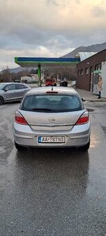 Opel astra h - 3