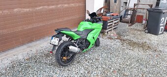 Kawasaki Ninja 250 - 3