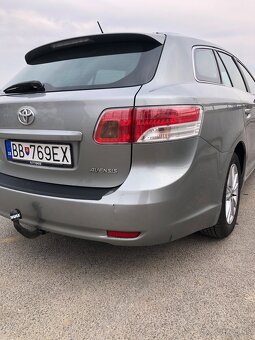 Toyota Avensis 1.8 benzin - 3