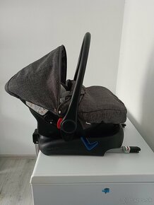 Predám Isofix BAZA+vajíčko - 3