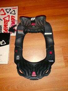 Nový chránič krku Leatt Neckbrace GPX 5.5 - 3