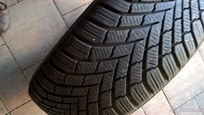 ZIMNÉ 205/55 R16 91H 4 ks CONTINENTAL cca 7 mm LEN 35,-€/kus - 3