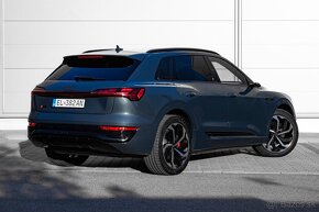 Audi Q8 e-tron 55 S line quattro - 3