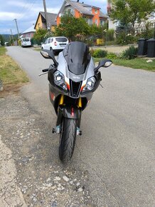 Aprilia rsv 1000r factory - 3