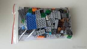 Lego Minecraft 21141 - 3