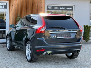 Volvo XC60 2.4 D5 Summum Geartronic AWD R-DESIGN - 3