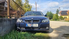 BMW E90 320D - 3