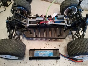 RC auto Maverick 4x4 - 3