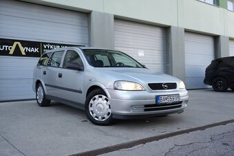 Opel Astra Caravan 2008 - 3