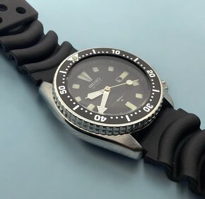 LUXUSNÍ VINTAGE HODINKY SEIKO SCUBA DIVERS 4205 - 3