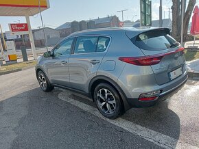 KIA SPORTAGE 1,6 CRDi 100 kW 7 A/T - 3