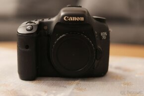 CANON 7D - telo - 3