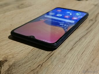 Samsung Galaxy A10 A105F - 3