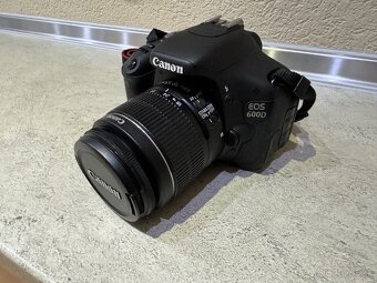 Canon EOS 600D - 3