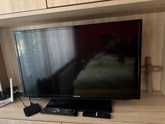 32” Samsung UE32EH5300-SMART TV - 3