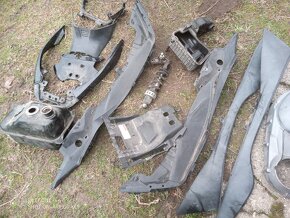 Plasty Suzuki burgman 400 - 3