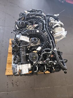 MOTOR CRT 3,0 TDI 200KW AUDI Q7 4M - 3