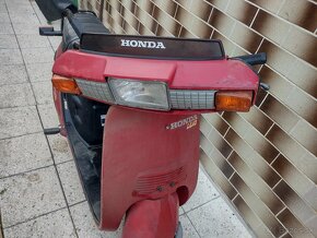 Honda Lead 50cm3 - 3