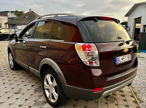 Chevrolet Captiva 2.2 VCDI 4X4, Automat, 7 Miest, Koža - 3