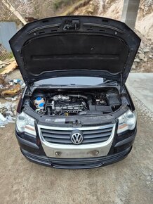 Predám náhradné diely na Volkswagen Touran facelift2007-2013 - 3