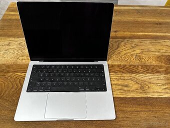 MacBook Pro 2021 M1 16GB 512GB 14 palcov - 3