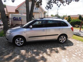 Škoda Fabia Combi 1.4 16V Elegance - 3