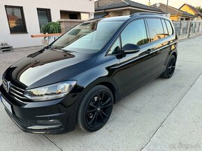 Volkswagen Touran 2.0 TDI DSG 2018 - 3