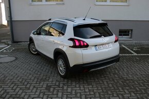 Peugeot 2008 1.2 PureTech 130k Allure - 3