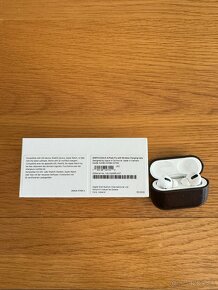 Predam Apple Airpods Pro 1. generacia - 3