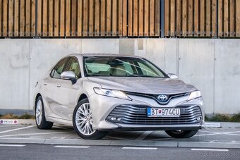 Toyota Camry 2.5 Hybrid 160 kW EXECUTIVE - 3