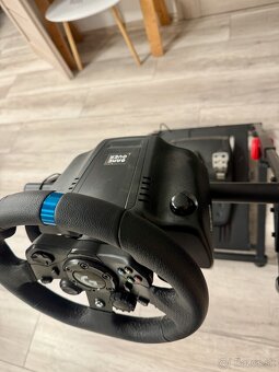 Volant Logitech G923 s pedalmi a stojanom - 3