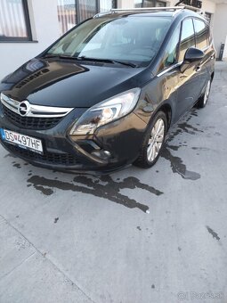 Opel Zafira Tourer - 3