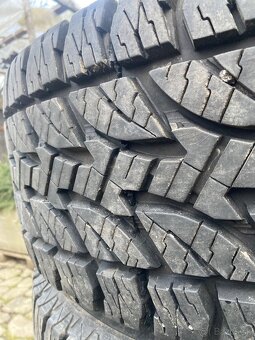 31x10,5 R15 - 3