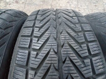 Zimné pneu Vredestein 235/65 R17 - 3